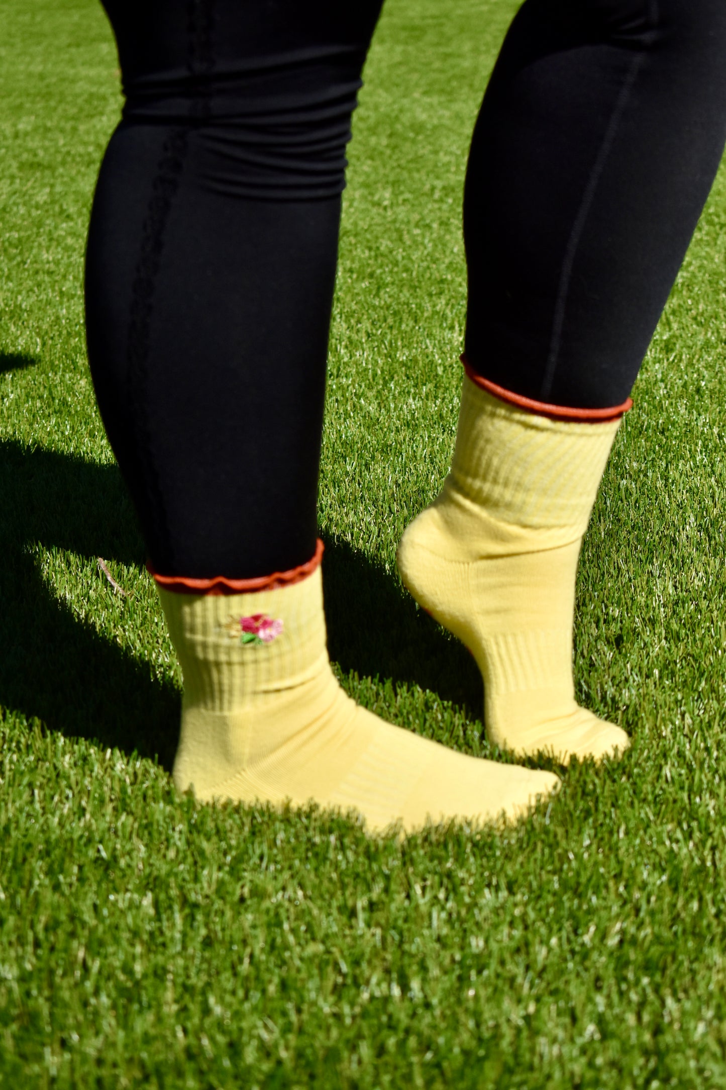 Sunset Bloom Ruffle Grip Sock