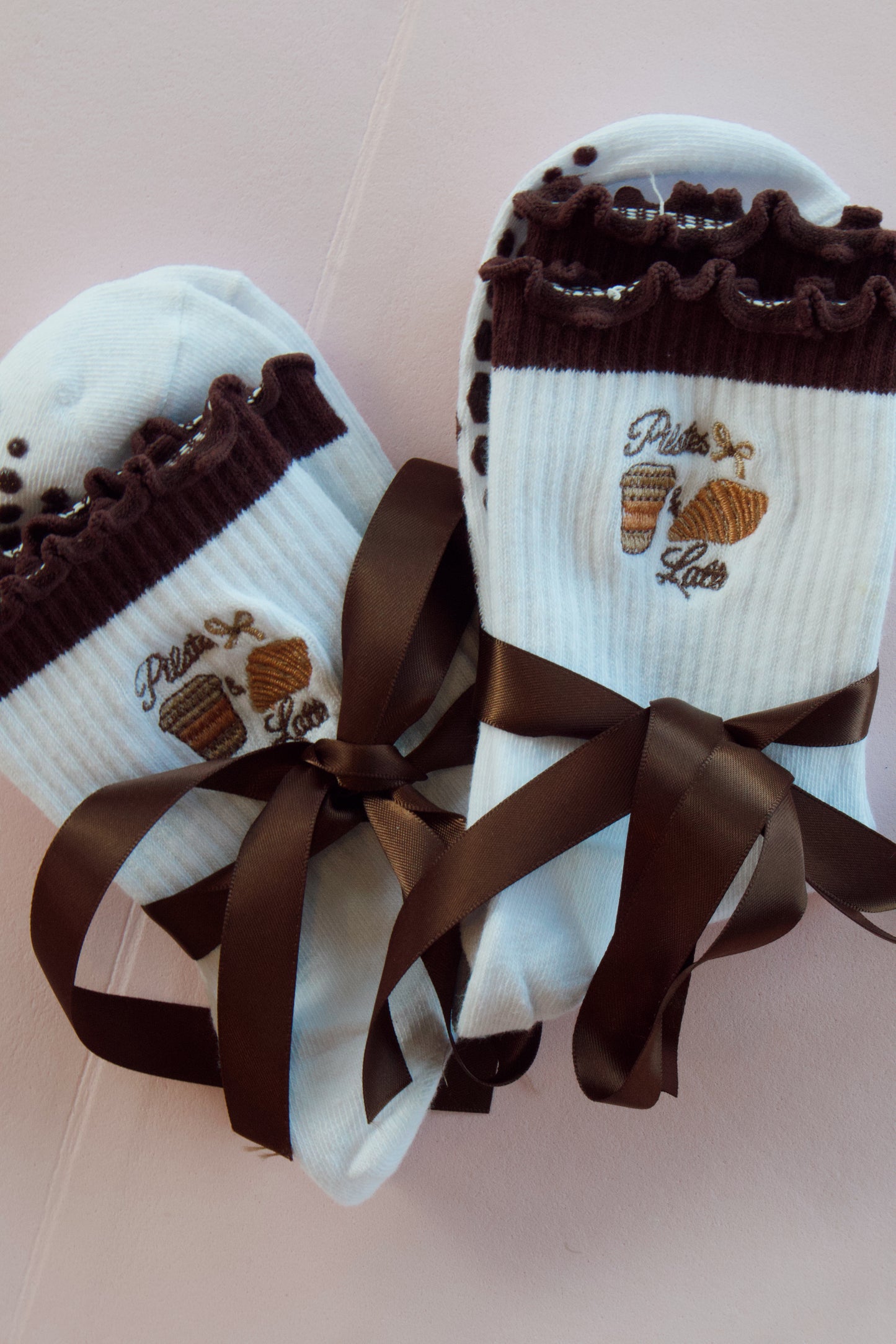 Curated Grip Sock – Studio Basic (Pilates & Lattes)